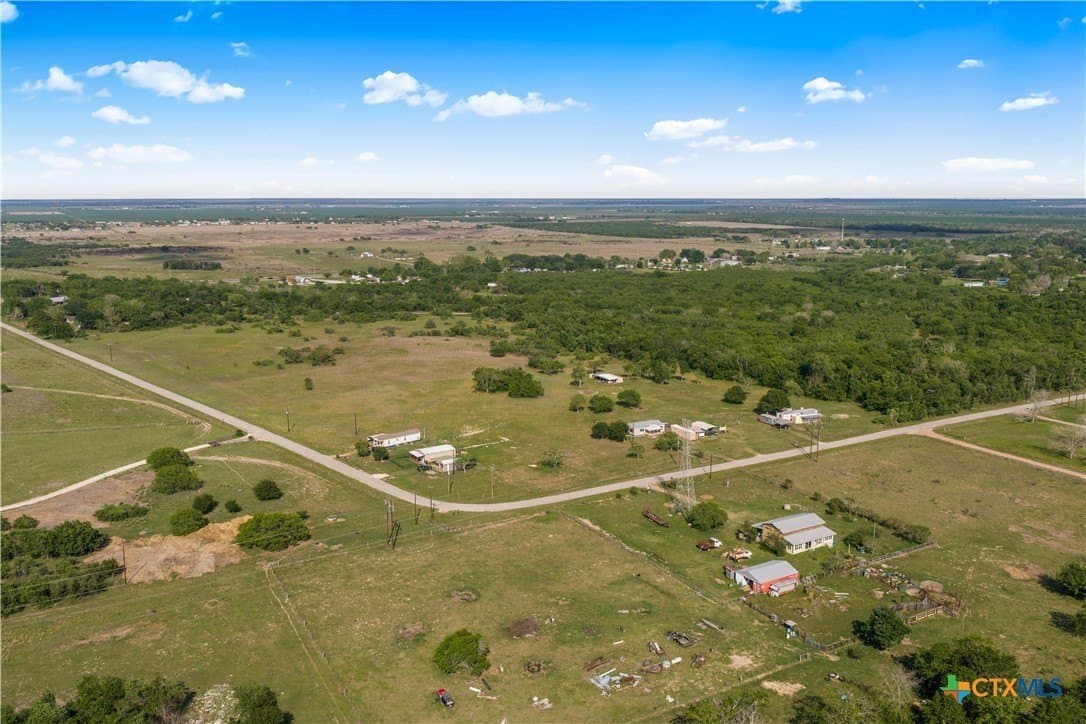 21.07 acres in Victoria County - photo 22