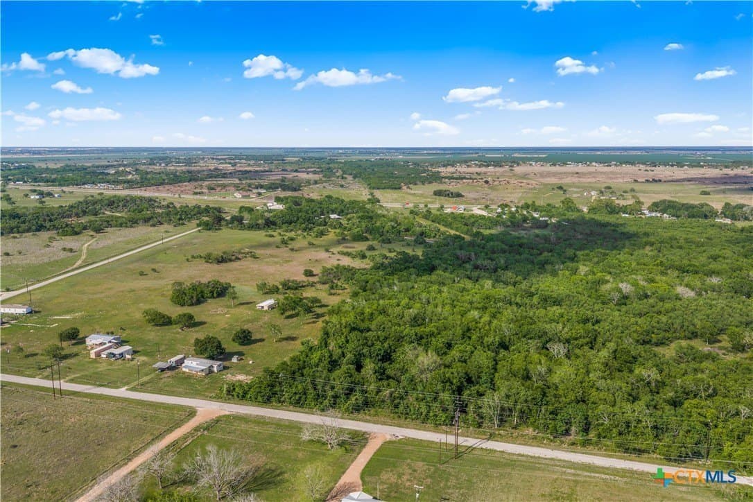 21.07 acres in Victoria County - photo 21