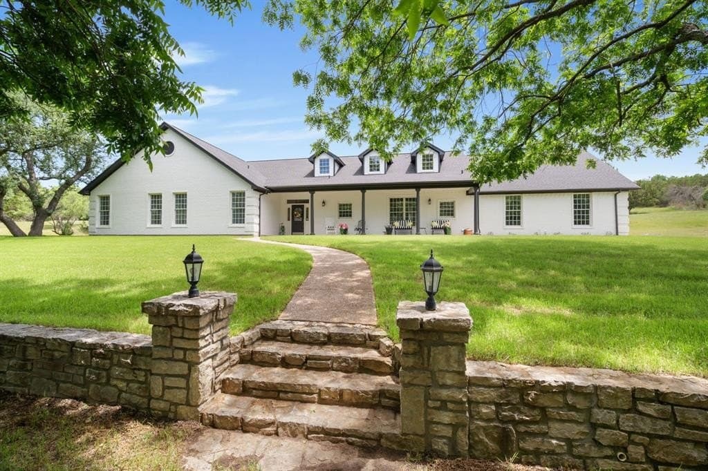 10 acres in Parker County