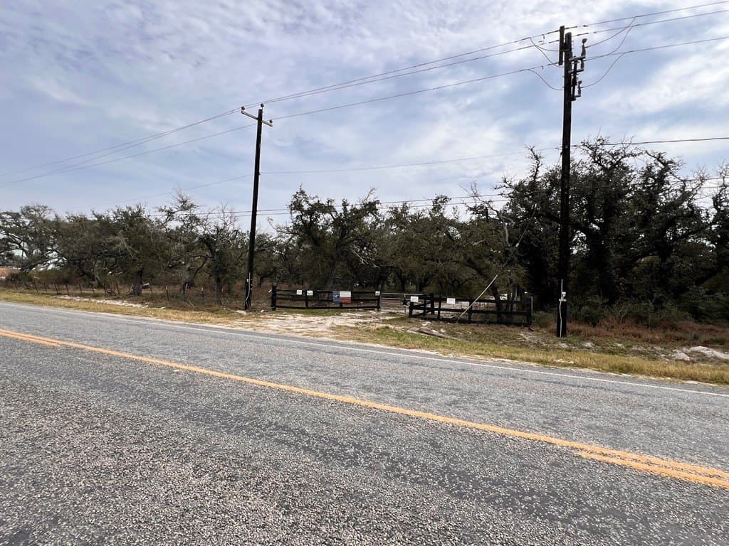 10.26 acres in Texas County gallery image 3