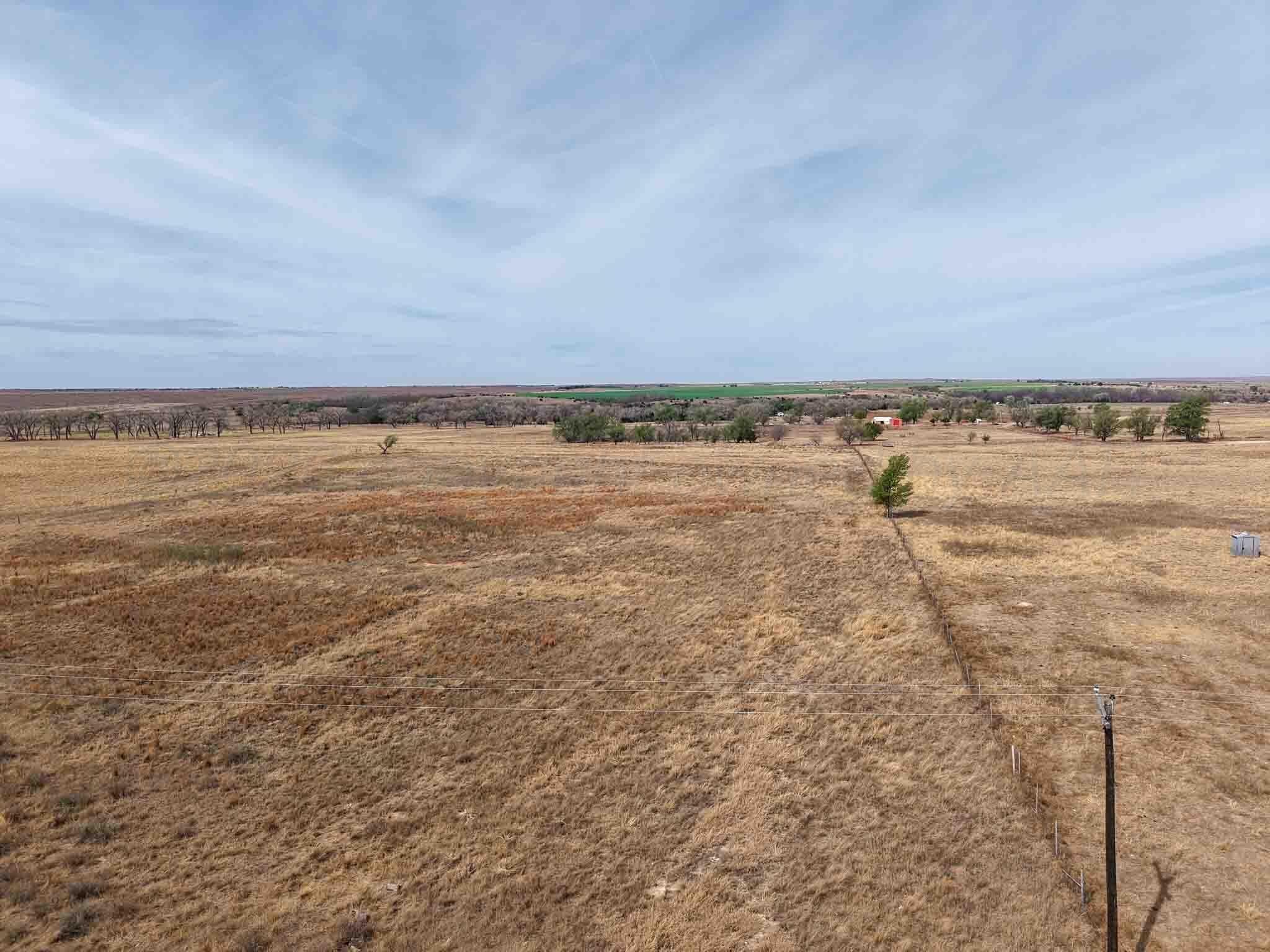 322.28 acres in Wheeler County gallery image 2