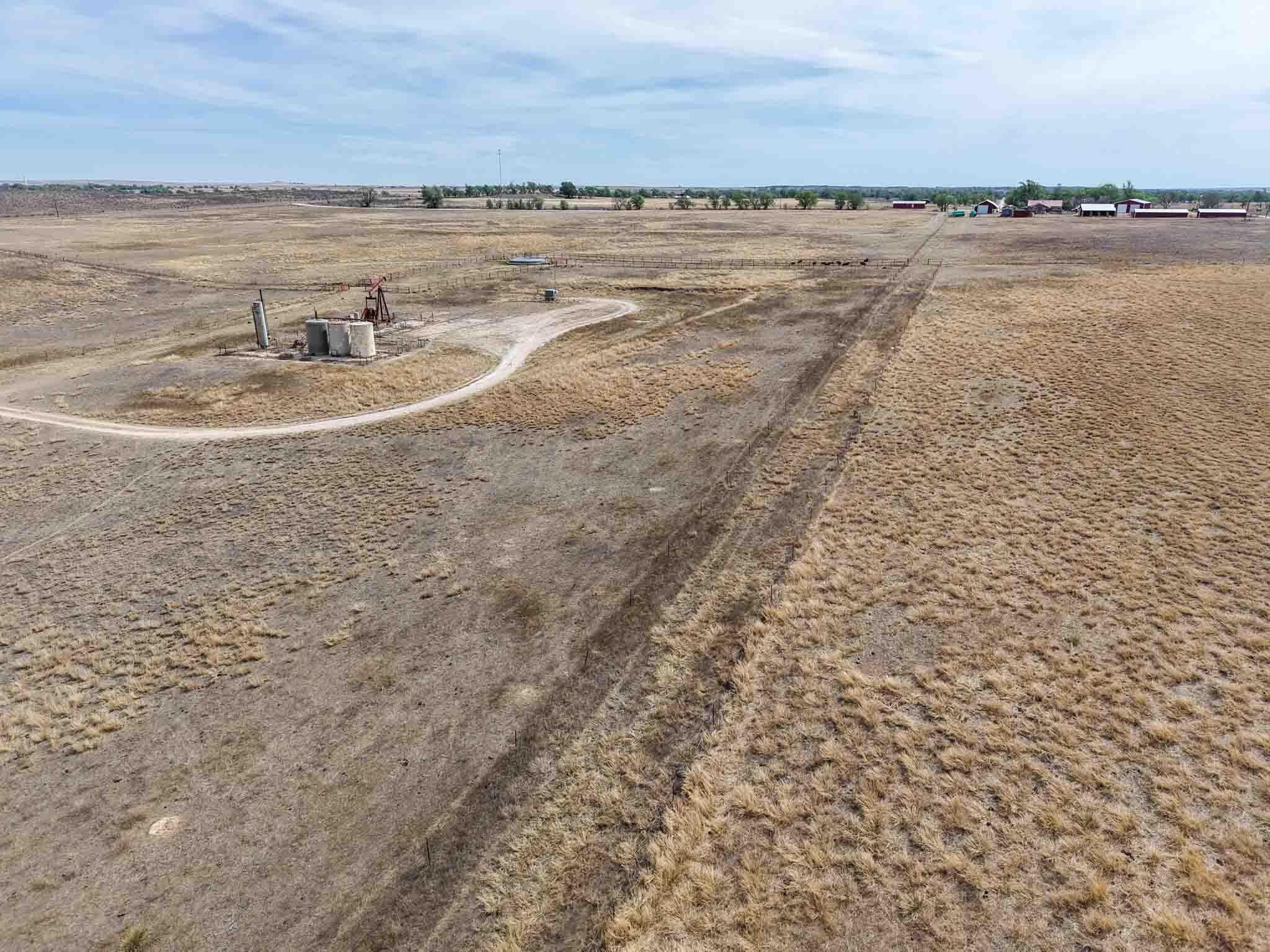 322.28 acres in Wheeler County - photo 47