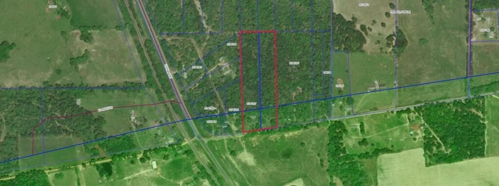 10.49 acres in ANDERSON County - photo 15