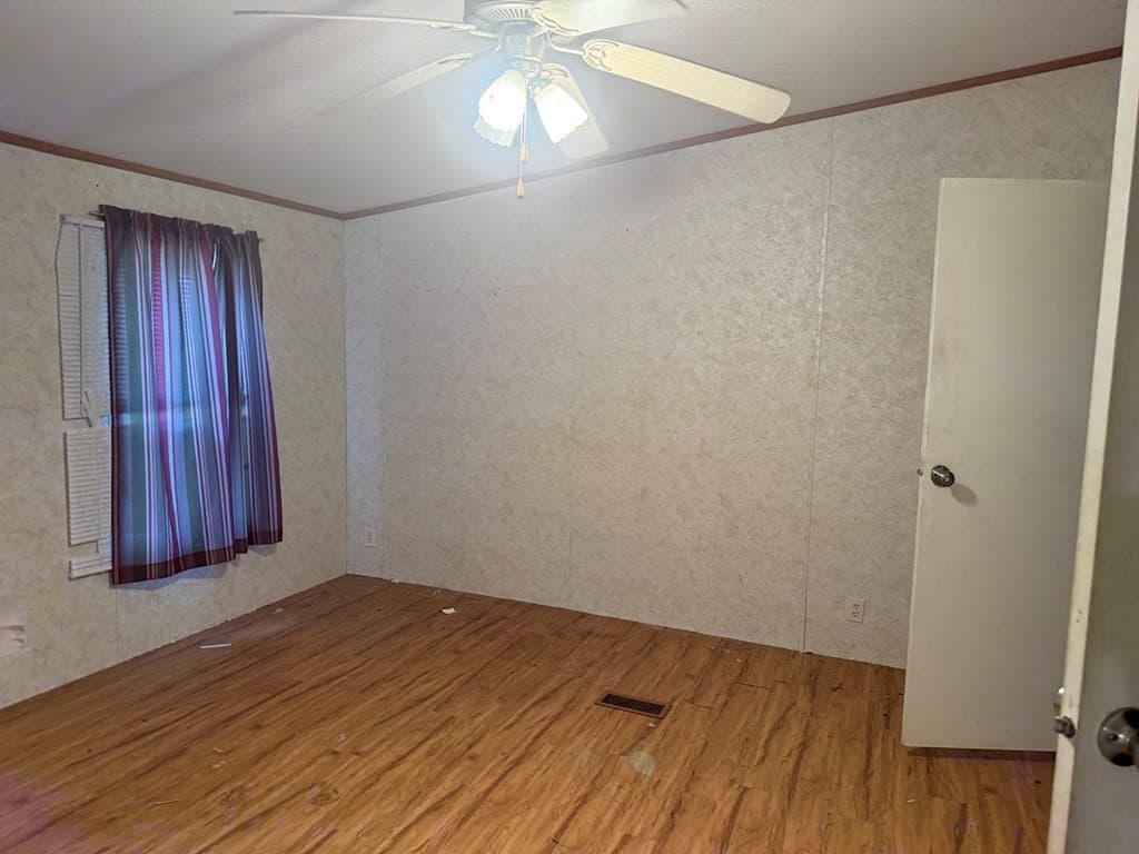 10.49 acres in ANDERSON County - photo 7