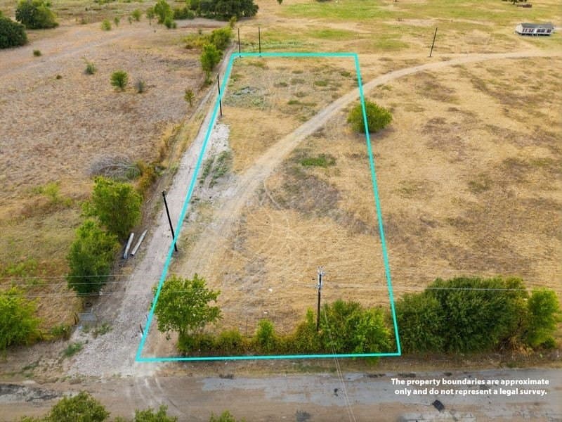 1.32 acres in Henderson County - photo 2