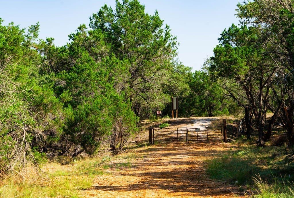 40.05 acres in Travis County - photo 9