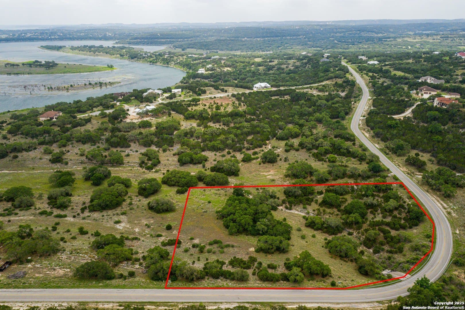 4.21 acres in Comal County - photo 7