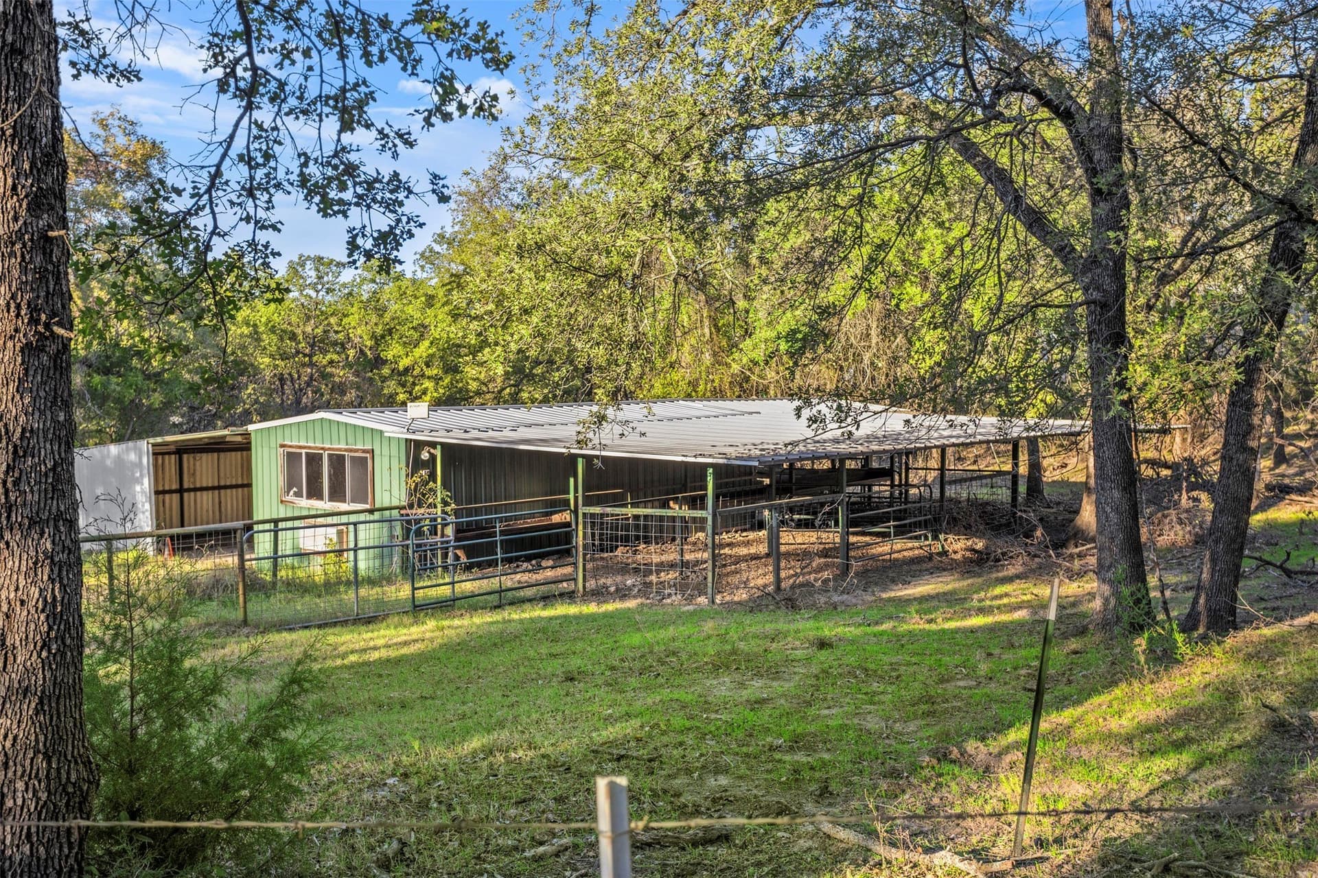 10.01 acres in Wise County gallery image 2