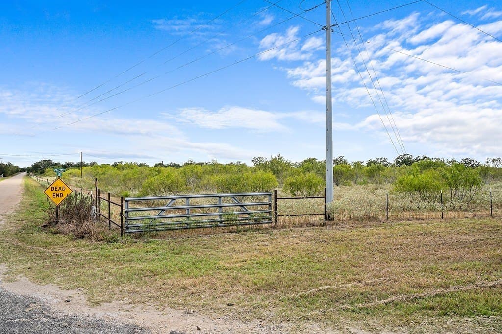 23.36 acres in Fayette County - photo 8