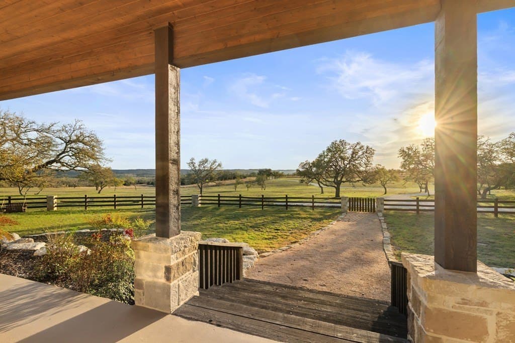 120 acres in Blanco County gallery image 2