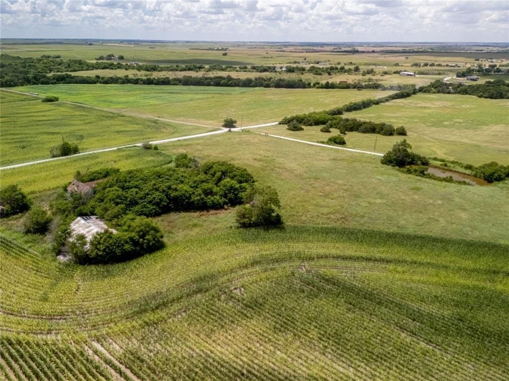 12.54 acres in Hill County