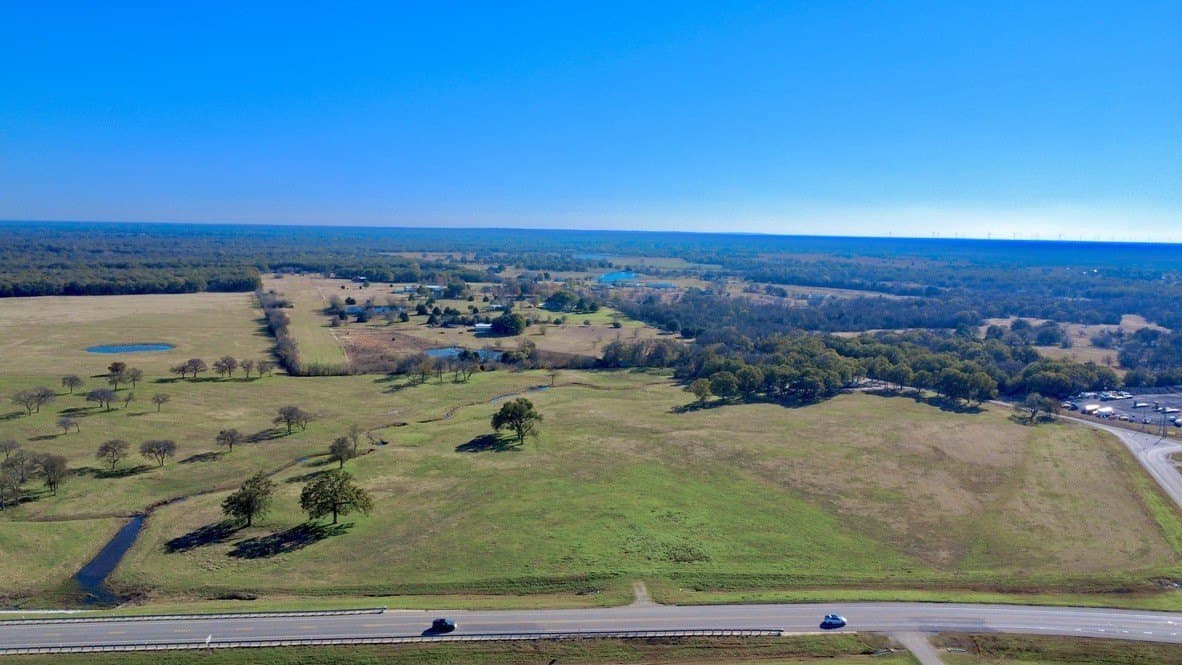 121.15 acres in Navarro County - photo 33