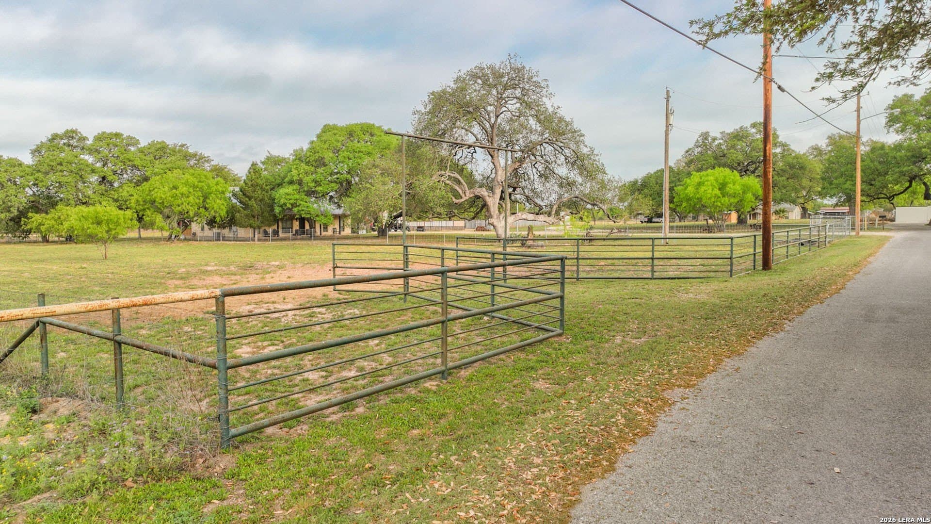 6.84 acres in Medina County gallery image 2