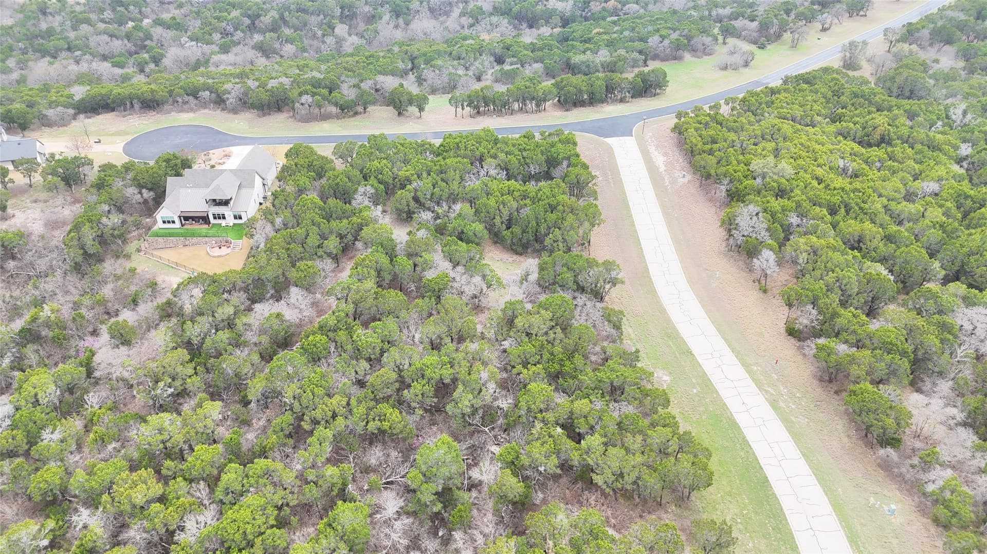 0.33 acres in Johnson County gallery image 2