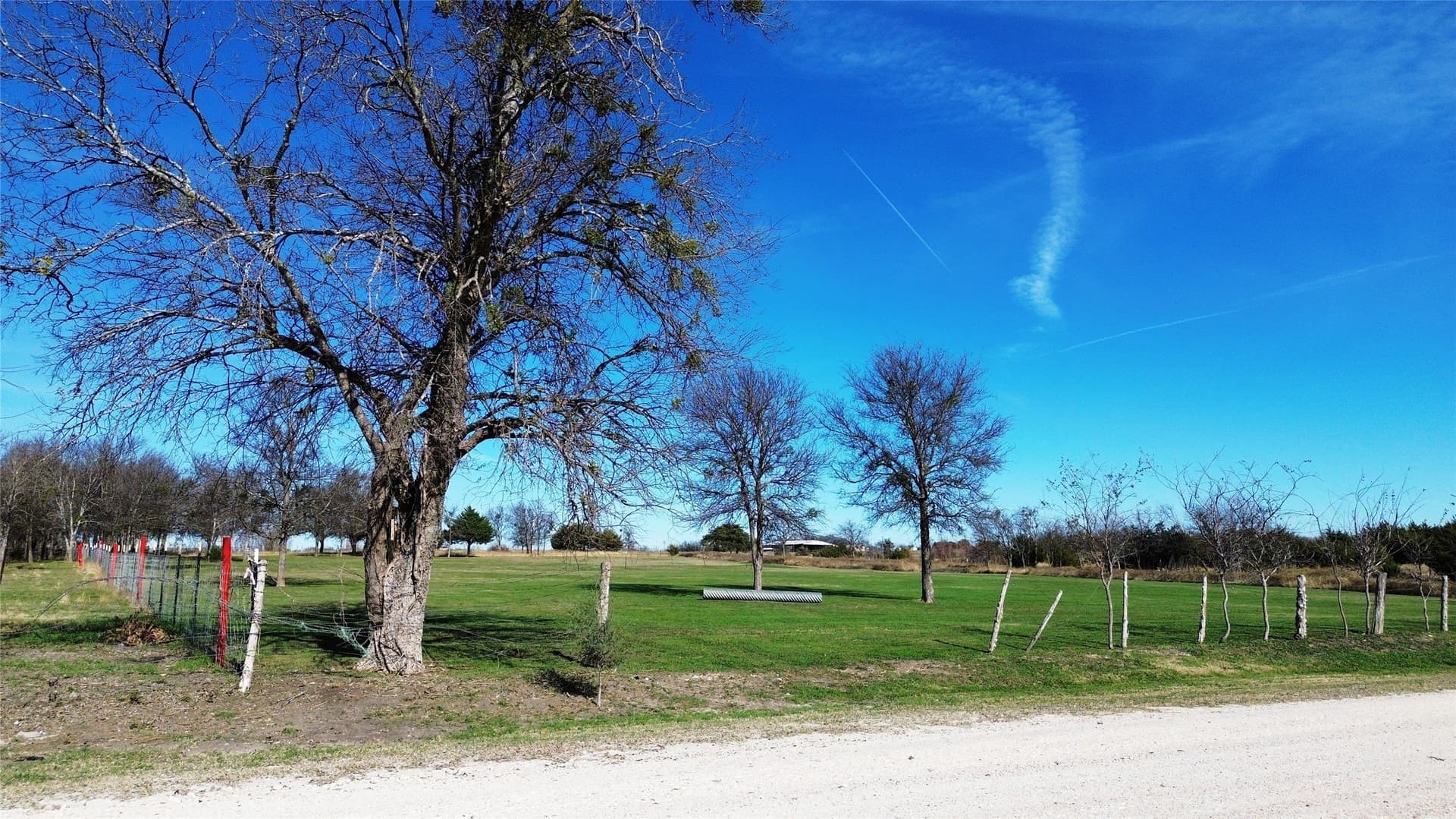 1 acres in Hill County - photo 10
