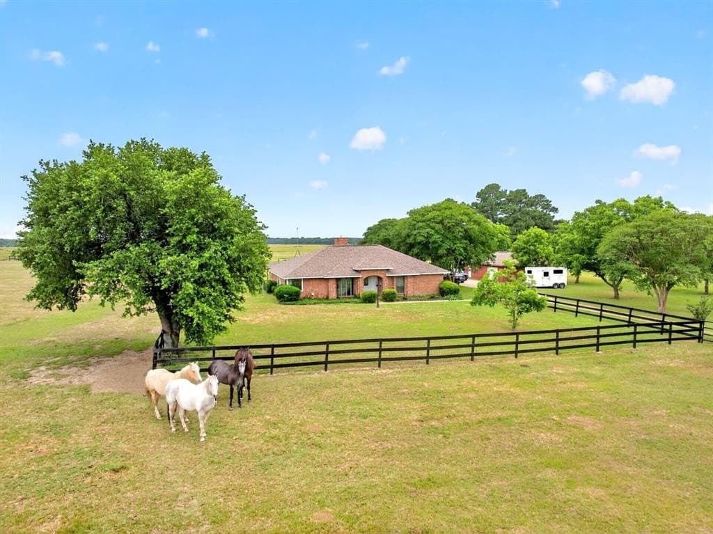 10 acres in Van Zandt County featured view