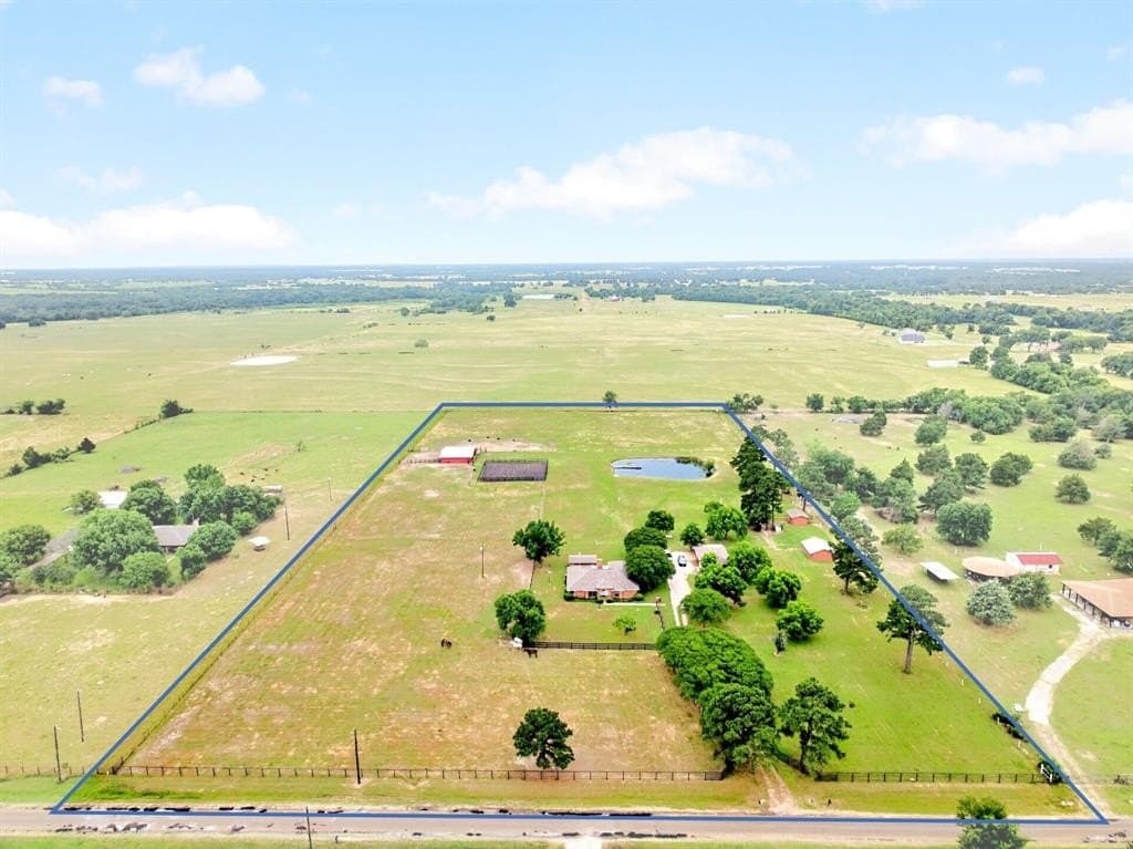 10 acres in Van Zandt County