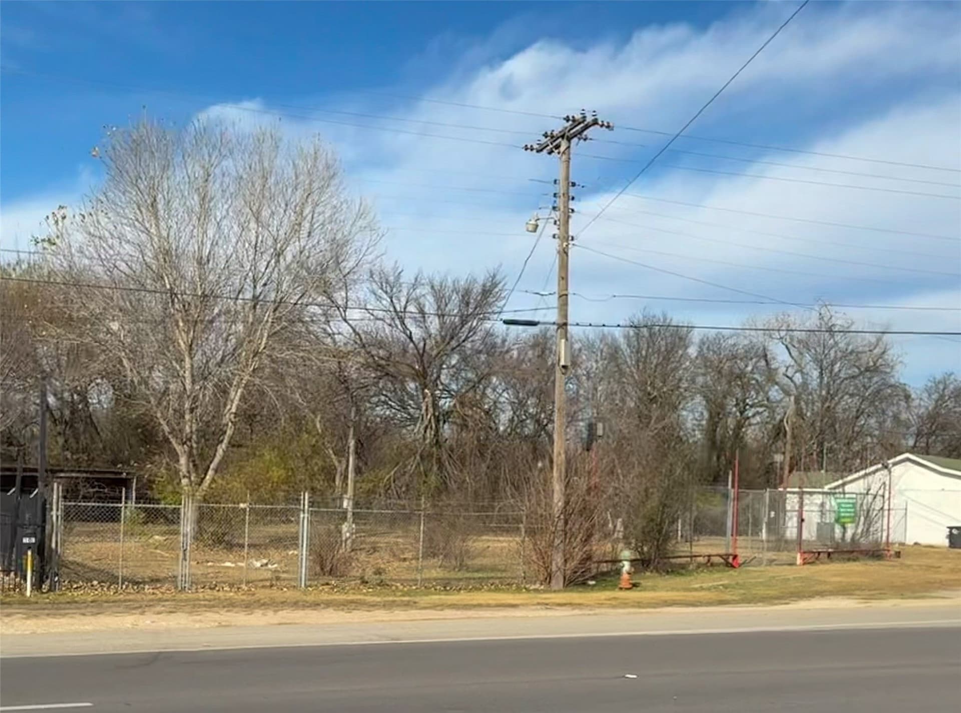 0.37 acres in Johnson County gallery image 2