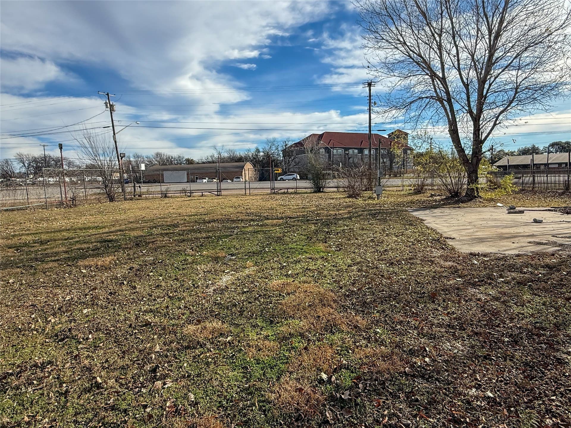 0.37 acres in Johnson County - photo 13