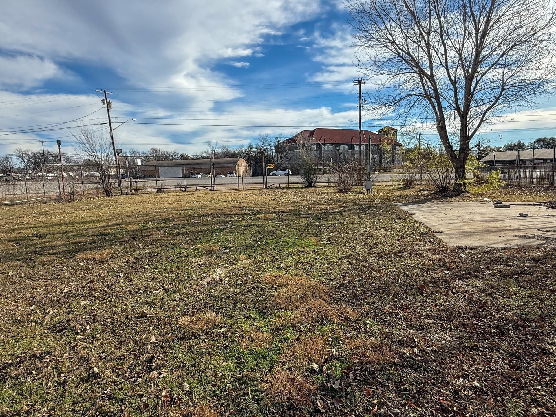 0.37 acres in Johnson County - photo 10