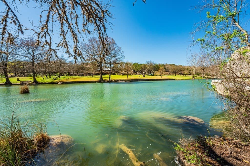 15.23 acres in Kerr County gallery image 4
