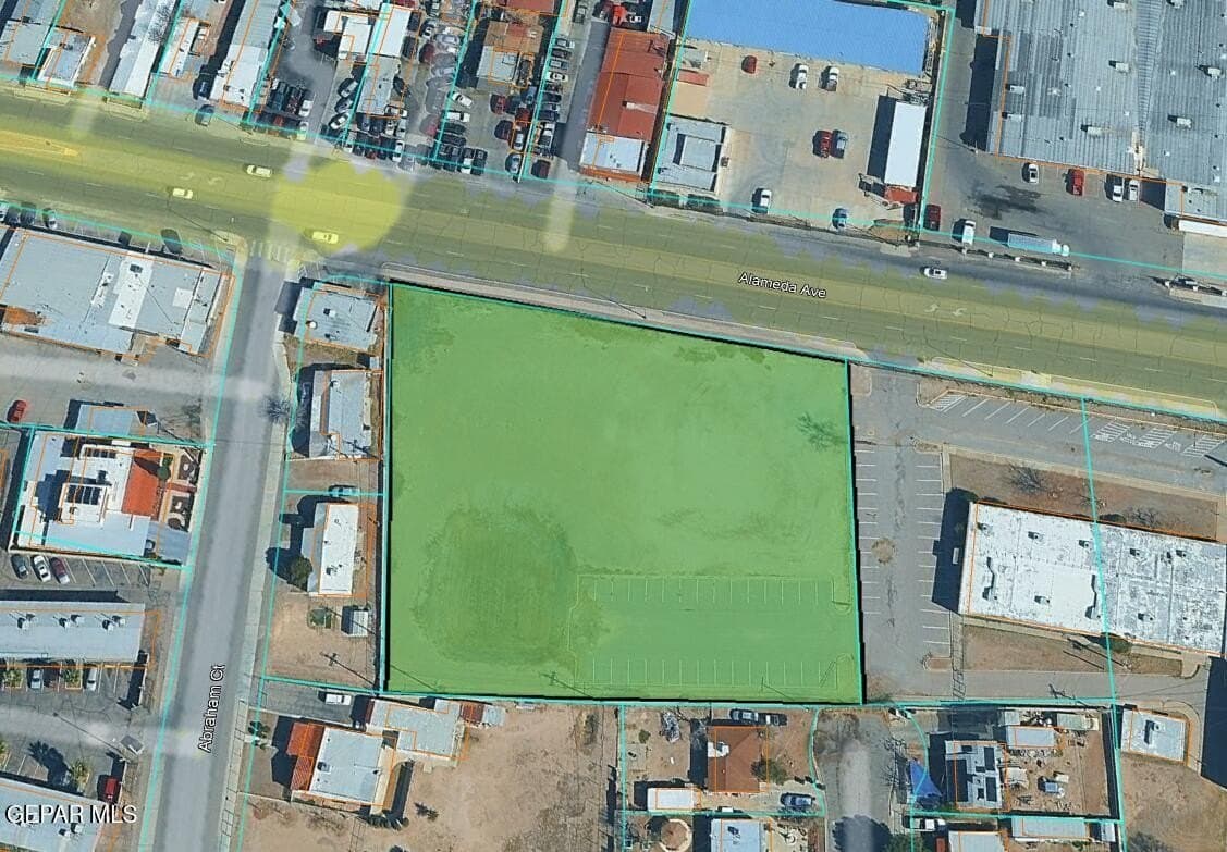 1.32 acres in El Paso County gallery image 2