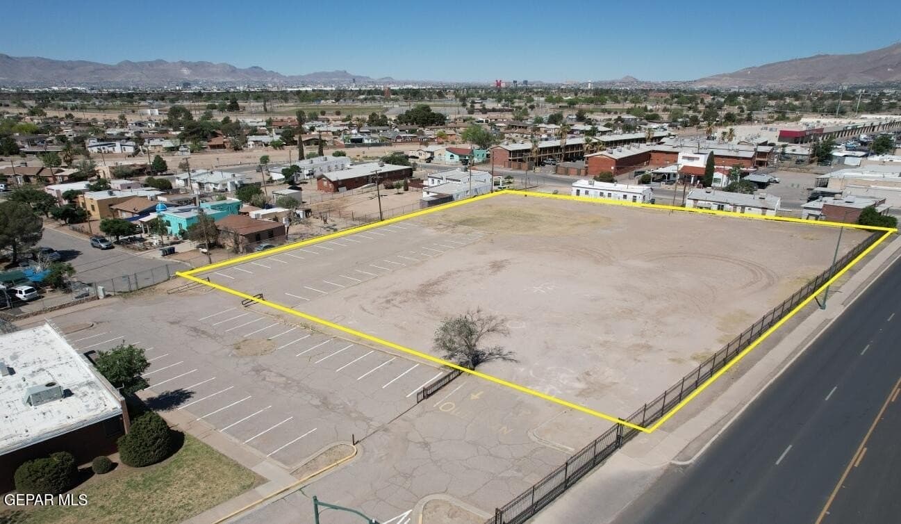 1.32 acres in El Paso County gallery image 4