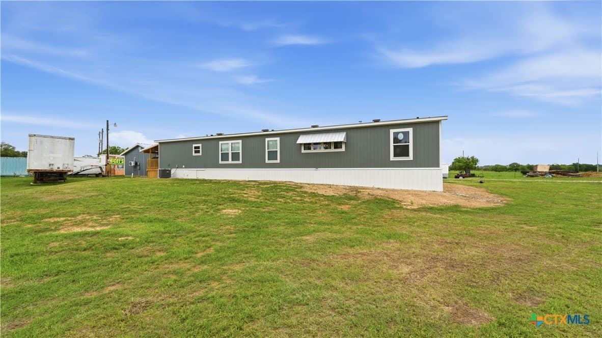 17.27 acres in Guadalupe County gallery image 4