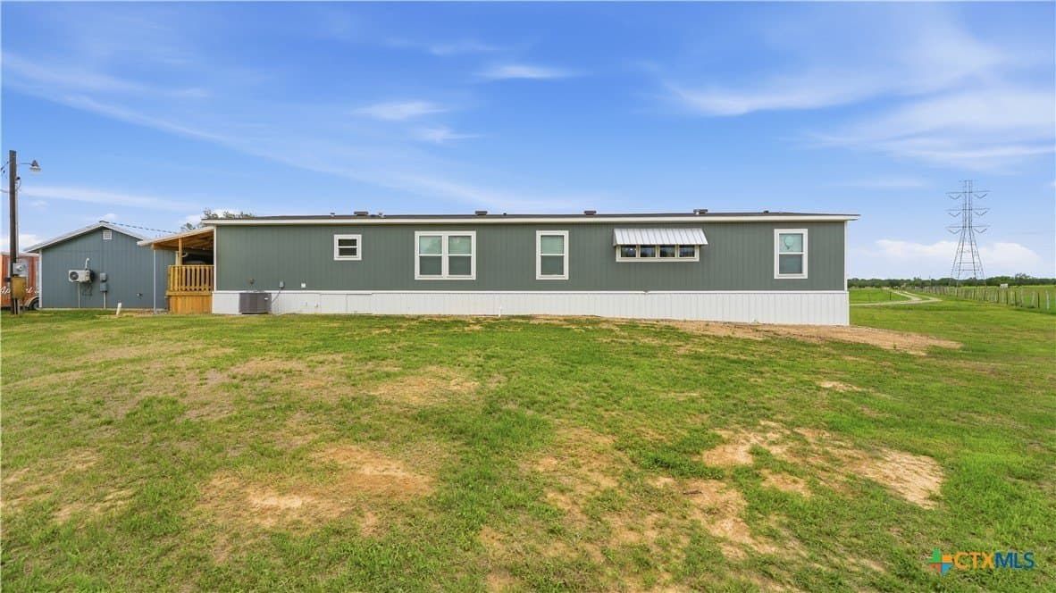 17.27 acres in Guadalupe County gallery image 3