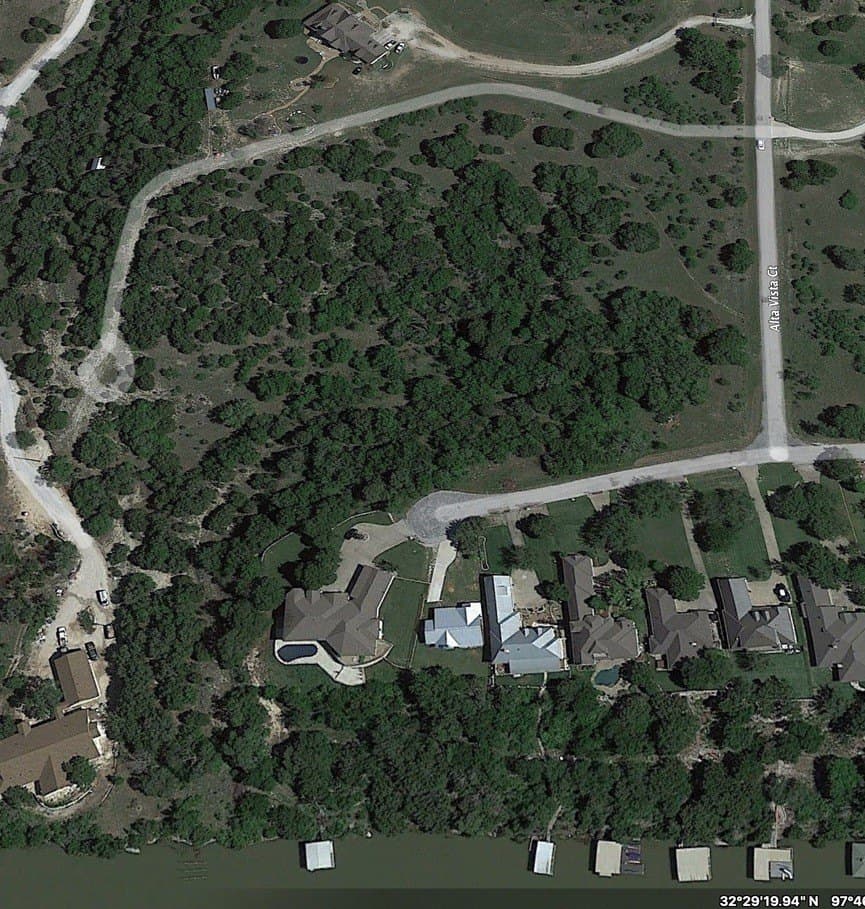 7.76 acres in Hood County