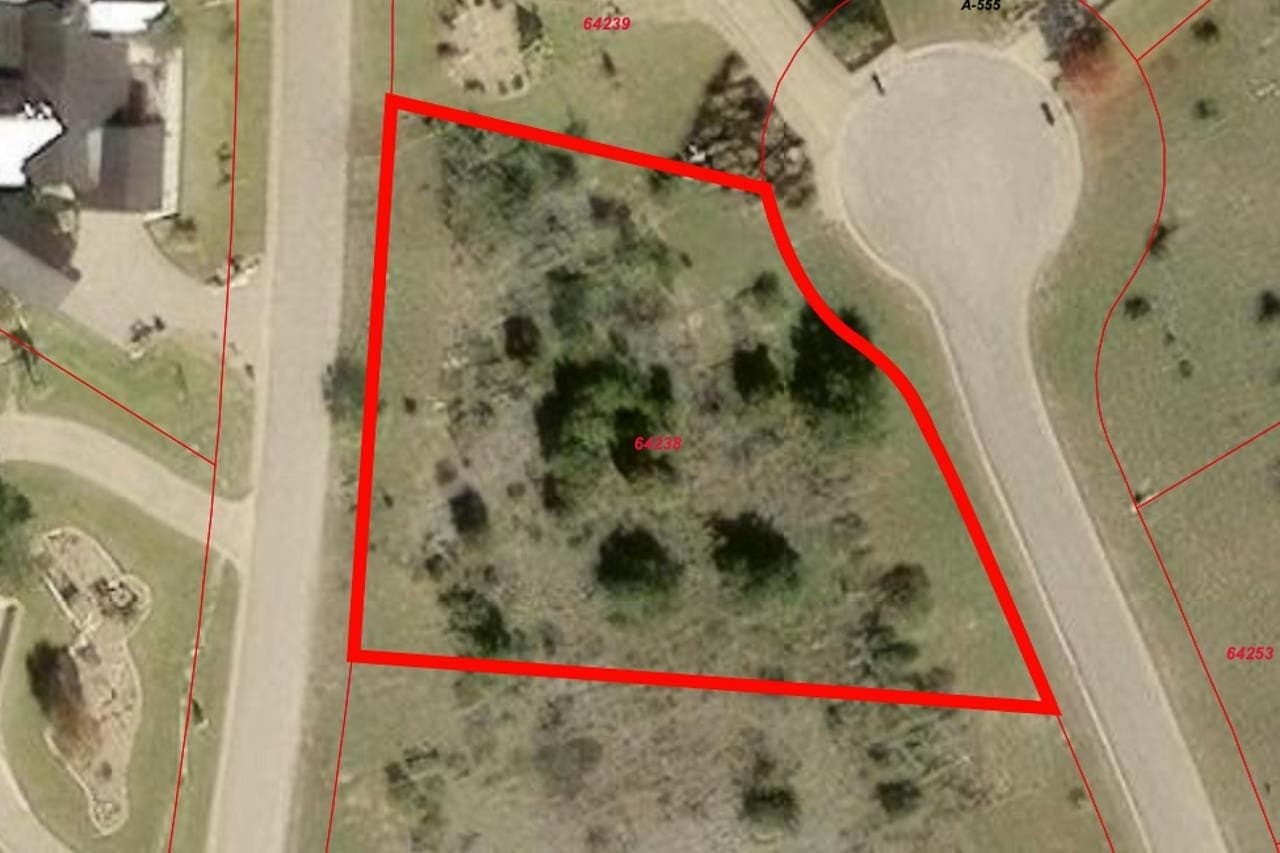0.68 acres in Llano County - photo 3
