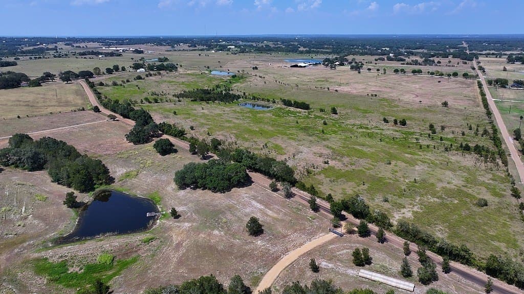 25.65 acres in Fayette County - photo 16