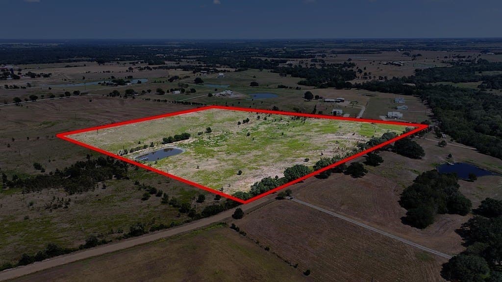 25.65 acres in Fayette County