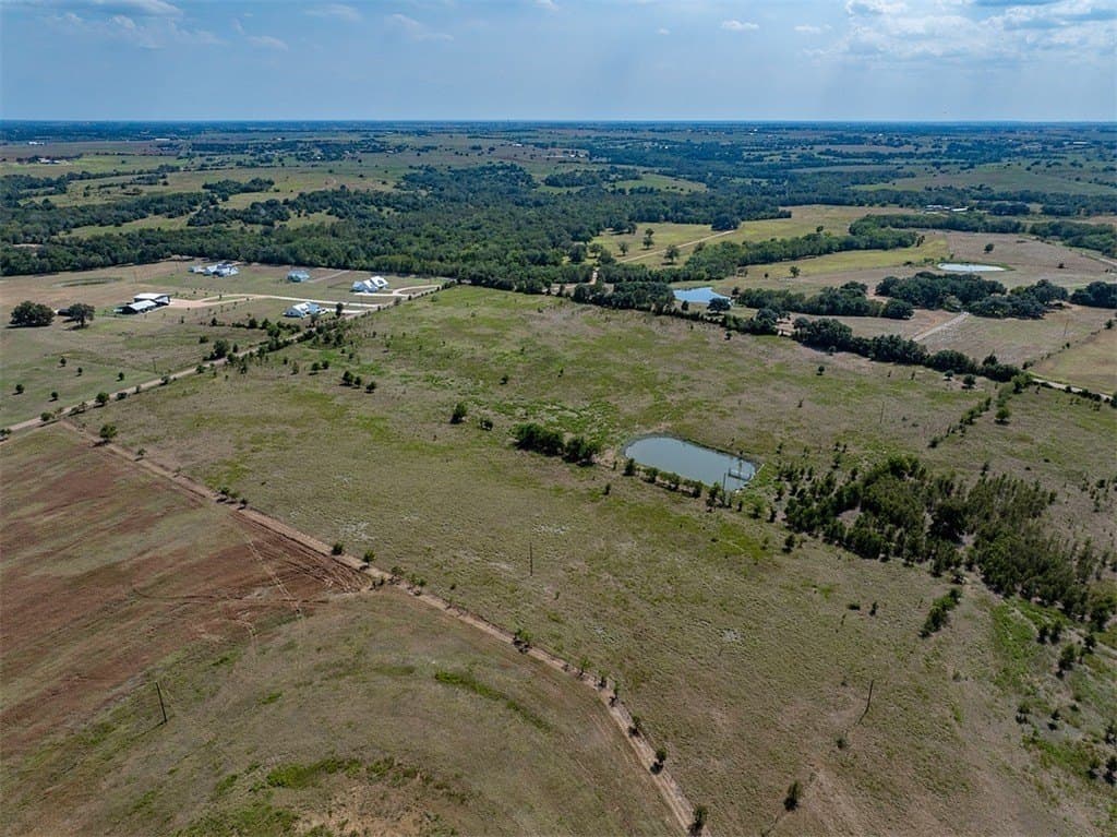 25.65 acres in Fayette County - photo 12