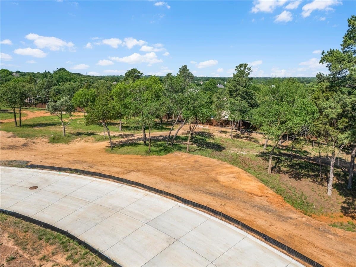 1.04 acres in Tarrant County gallery image 2