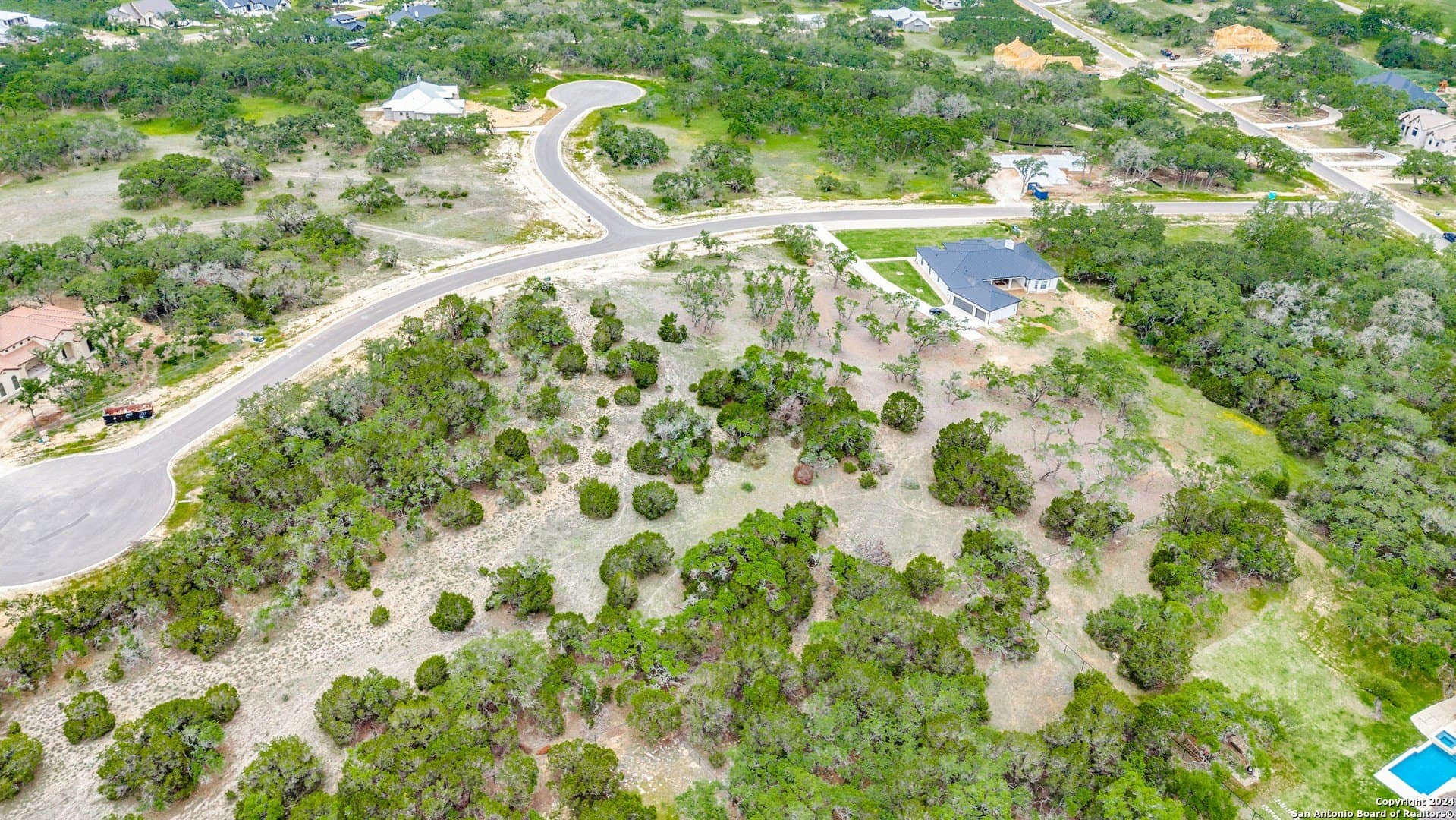 1.04 acres in Comal County - photo 13