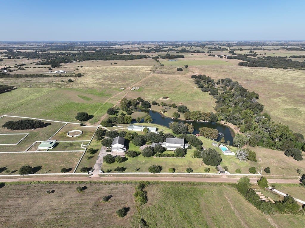 100 acres in Fayette County