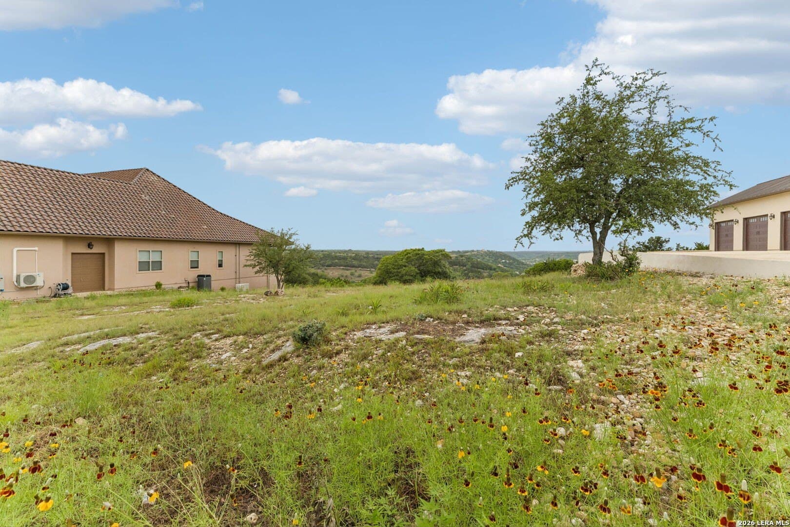 0.27 acres in Kendall County - photo 32