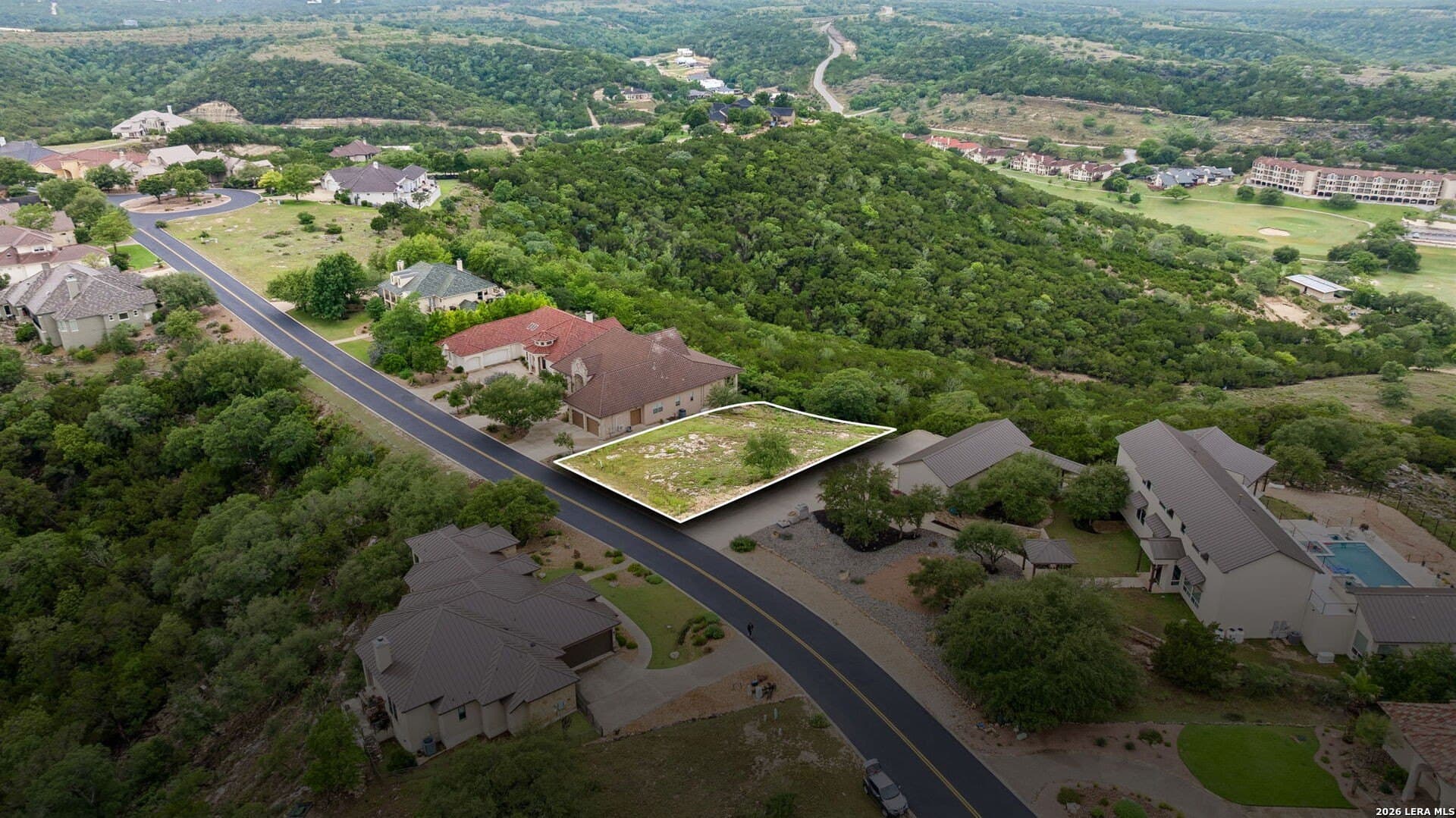 0.27 acres in Kendall County gallery image 3