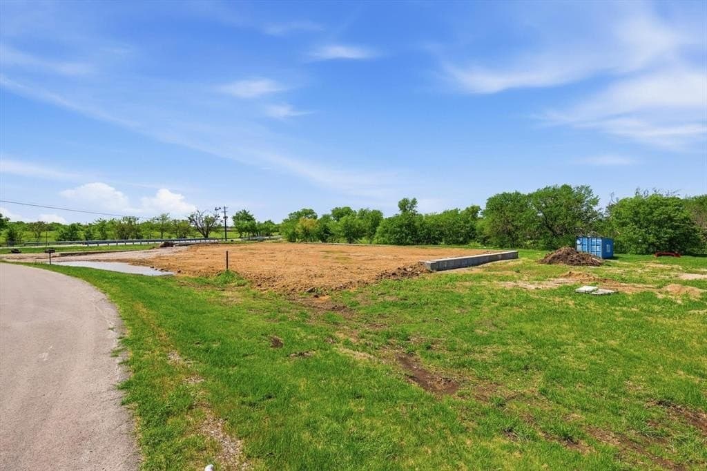 1.47 acres in Denton County gallery image 3