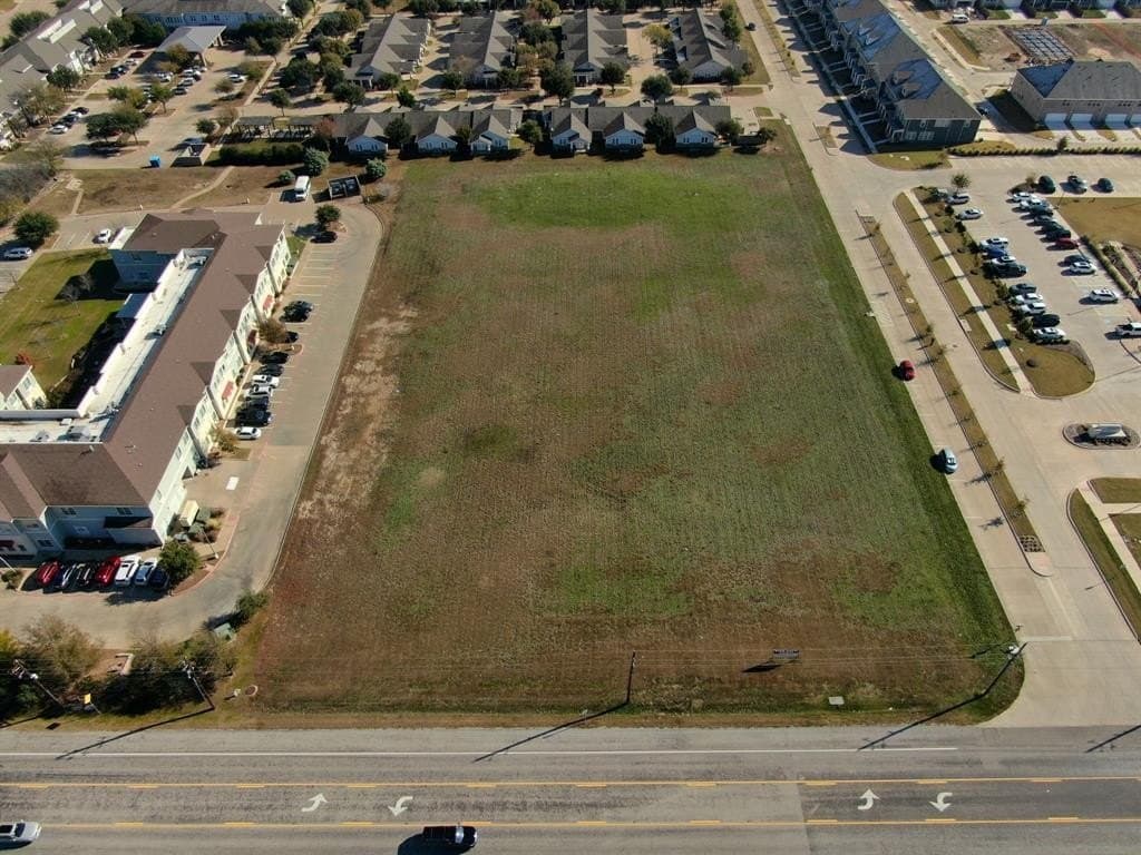 3.1 acres in Ellis County gallery image 4