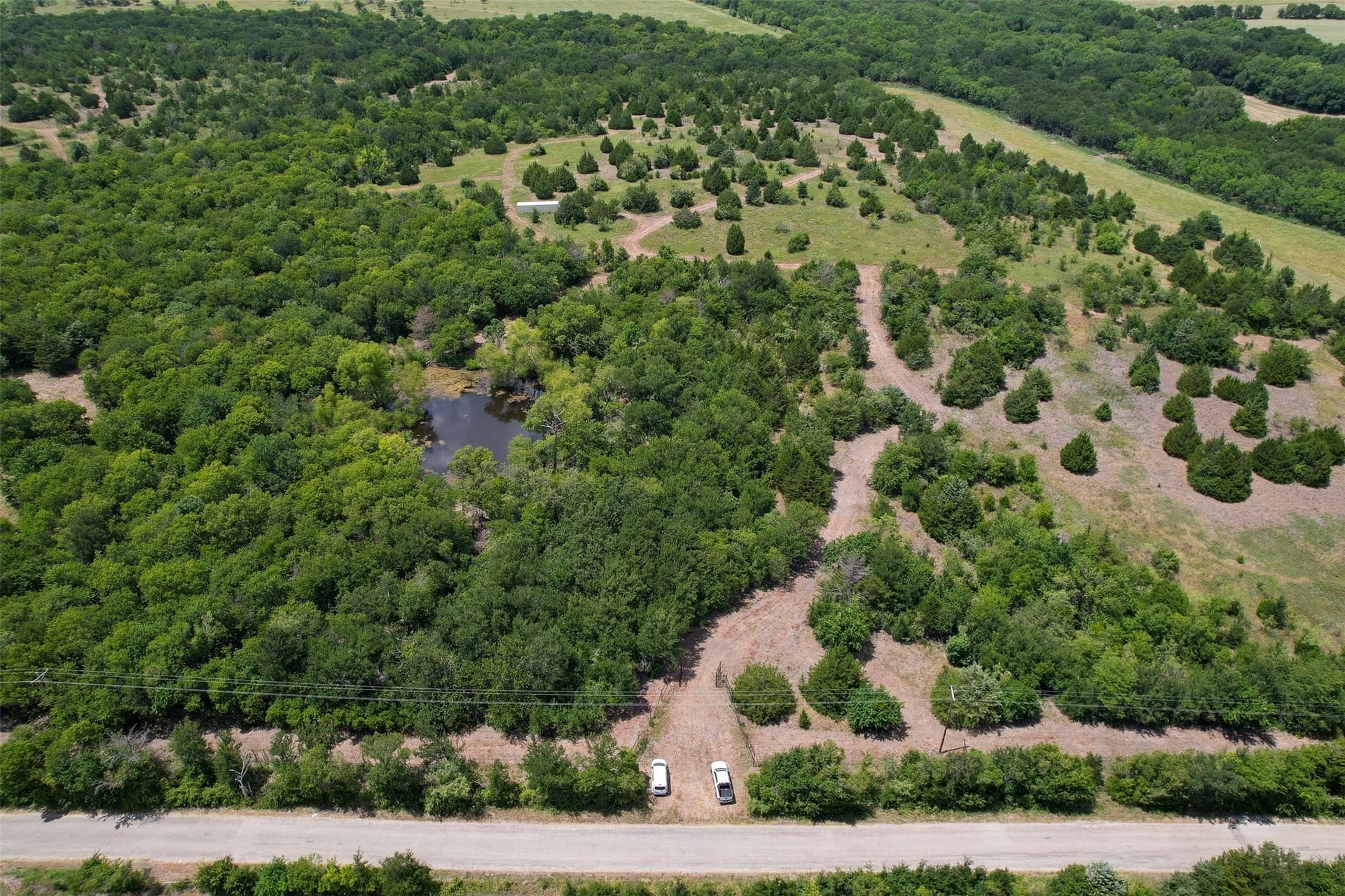 70.42 acres in Ellis County - photo 2