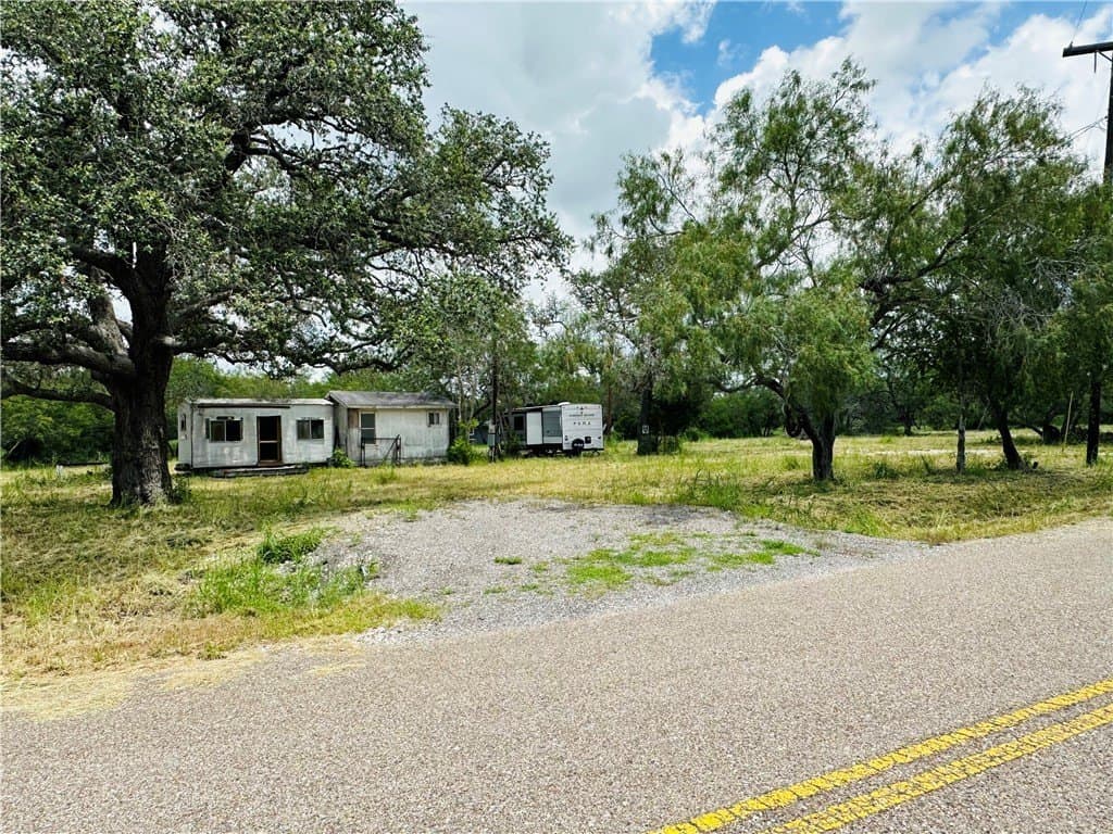 2.17 acres in Bee County - photo 12