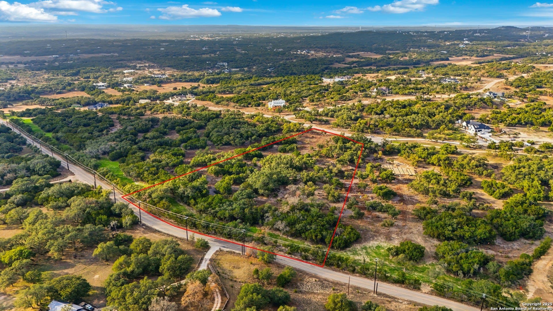 5.01 acres in Comal County - photo 9