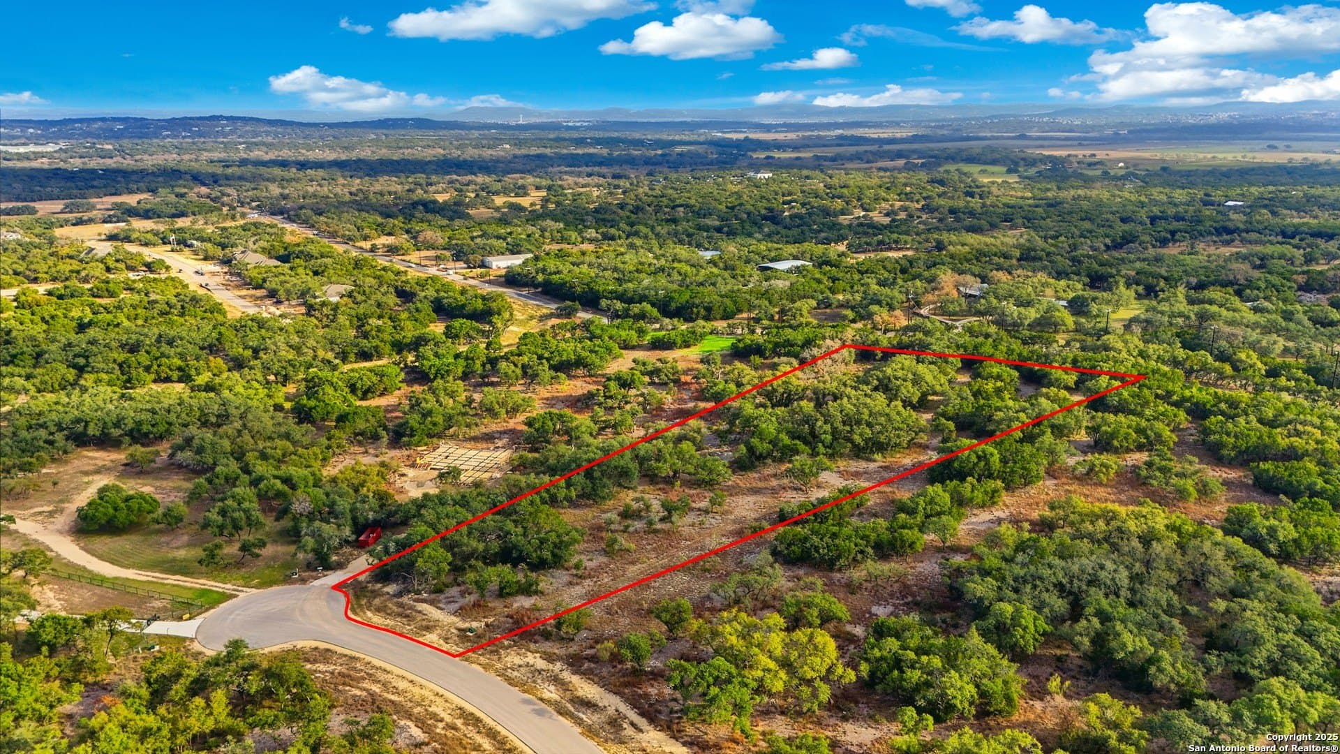 5.01 acres in Comal County gallery image 3