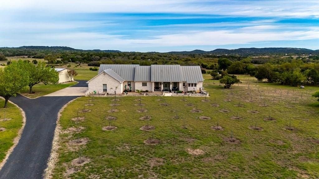 44.24 acres in Kerr County