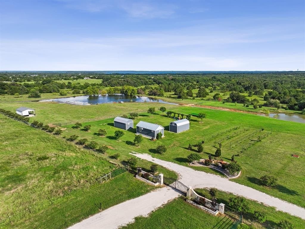 16 acres in Cooke County gallery image 3