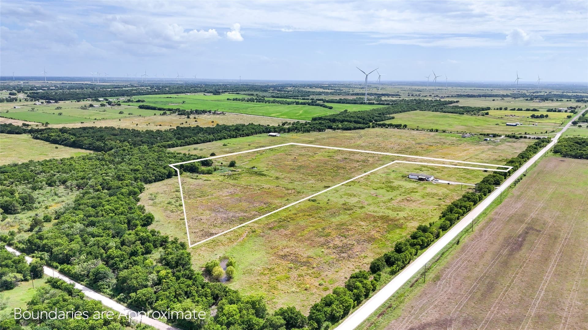 17 acres in Hill County gallery image 2