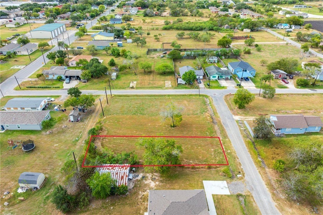 0.15 acres in San Patricio County - photo 4