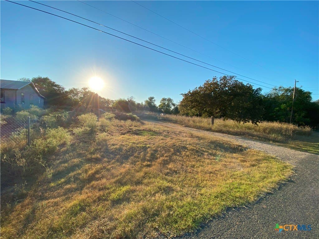 1.59 acres in Bell County gallery image 4